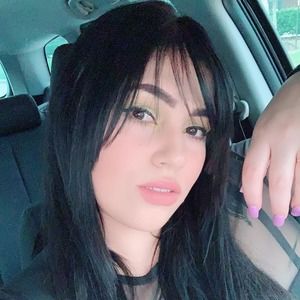 Meet your Posher, Dani